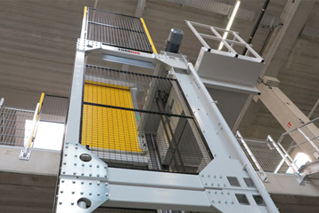 Vertical conveyors/lifts